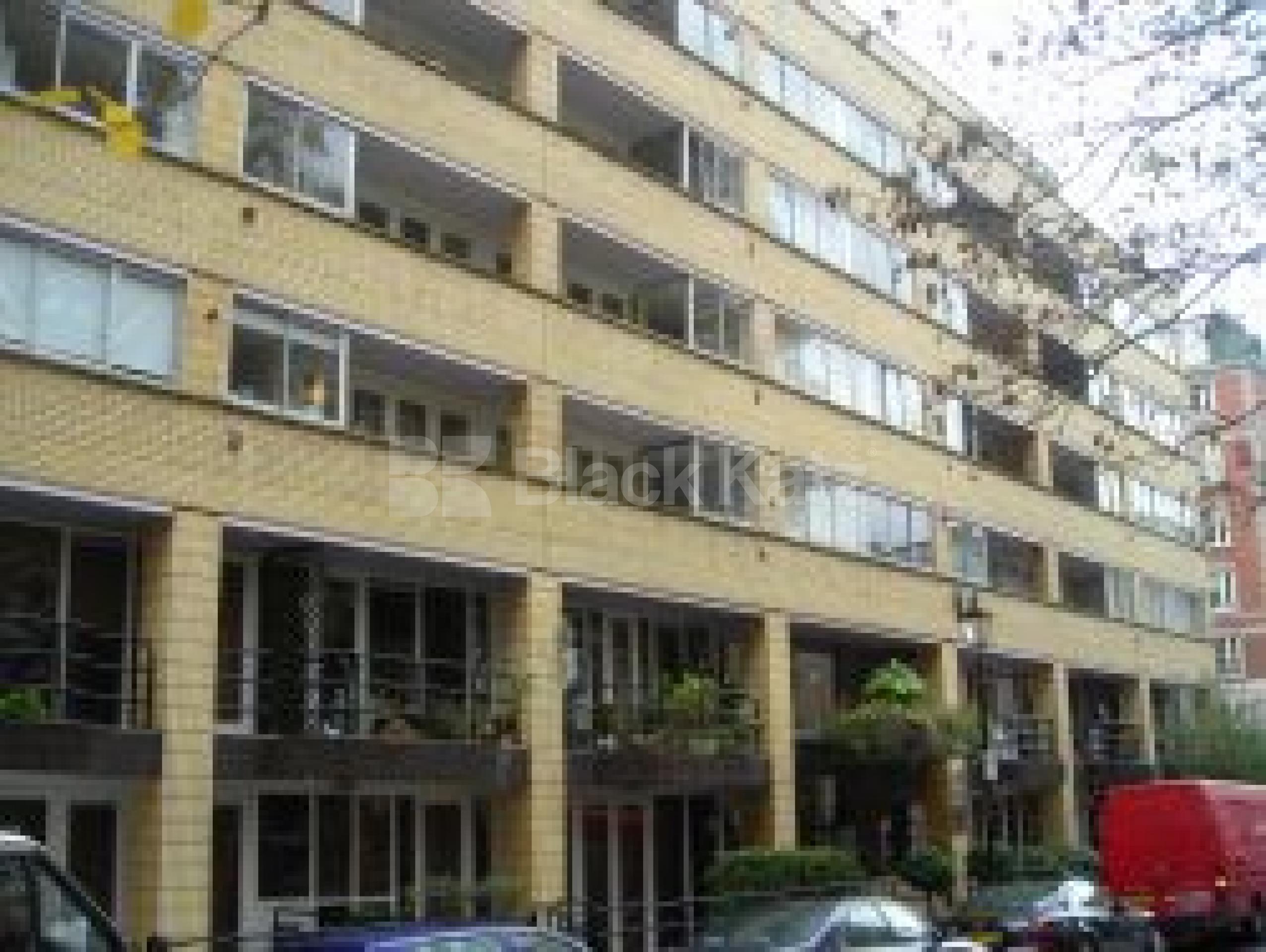 			1 Bedroom, 1 bath, 1 reception Flat			 Porchester Square, BAYSWATER W2 w2